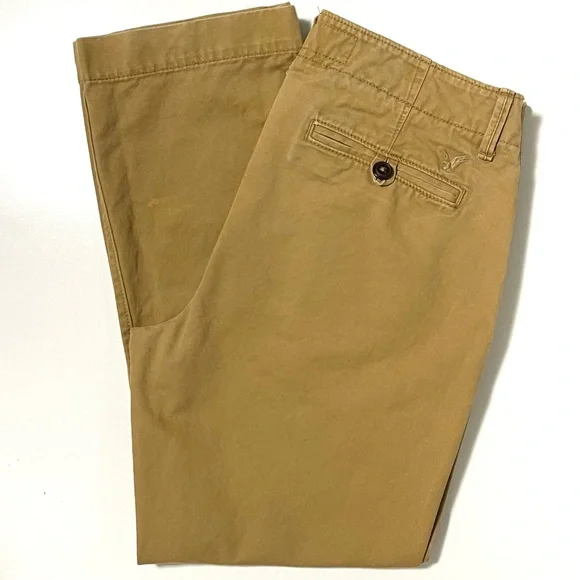 American Eagle Khaki's - Original Straight Leg - Size 32 | 30 - Picture 1 of 14